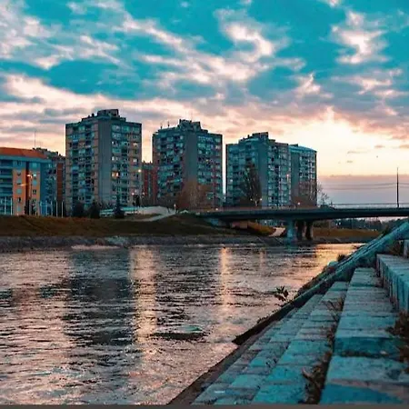 Appartamento Studio Inn near Delta Planet