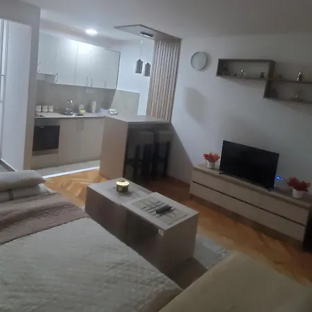 Studio Inn near Delta Planet *